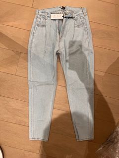 （分類：）位於 。 由 kaarlie 提交（商品編號 1342825116，圖片 1）。簡介： 。