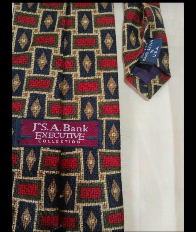 Vintage SILK TIE (Category: Ties) located in Manila. Submitted by declutter4el (Listing ID 1342767283, Image 3). Description: Bought in USA .