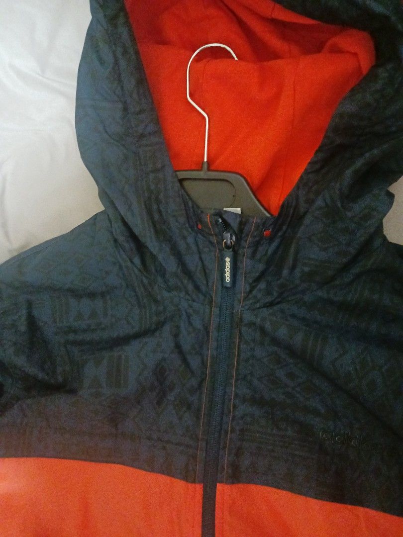 NIKE jacket ni naruto, pang cosplay (Category: Coats, Jackets and Outerwear) located in Manila. Submitted by eastdead (Listing ID 1342976926, Image 1). Description: originally, Adidas NEO Orange Biker Jacket - large (20x28) - no birth defects - mop: gcash - courier: j&t.