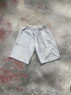 (Category: ) located in . Submitted by 123thriftwear (Listing ID 1342944540, Image 1). Description: .