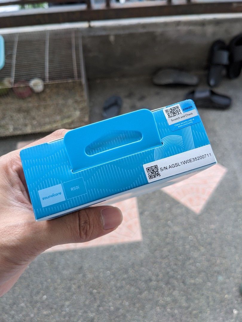 Anker Soundcore R50i (Category: Earphones) located in Quezon City. Submitted by joewack (Listing ID 1342938885, Image 3). Description: Anker Soundcore R50i original brand new sealed loc Quezon City shipping Lalamove cod/gcash/maya.