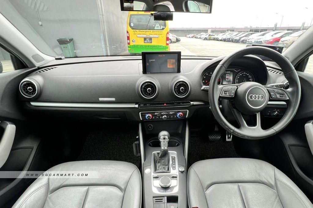 Audi A3 Sedan 1.4 TFSI S tronic (A)62872683090945112