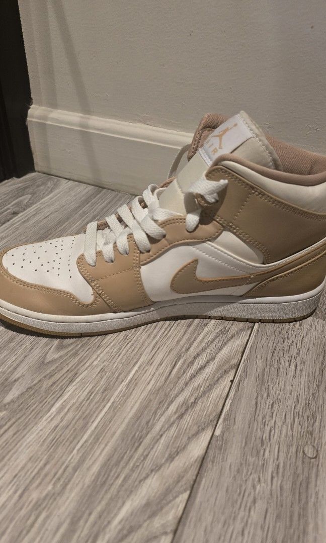 Beige/Nude AIR JORDANS (Category: Sneakers & Footwear) located in Quezon City. Submitted by representmnl (Listing ID 1342872756, Image 2). Description: lightly used JORDANS SIZE 42.