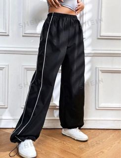 (Category: ) located in . Submitted by everything_clothing (Listing ID 1342976889, Image 1). Description: .