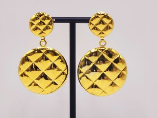 (Category: ) located in . Submitted by designercollectibles.com.au (Listing ID 1342897821, Image 1). Description: .