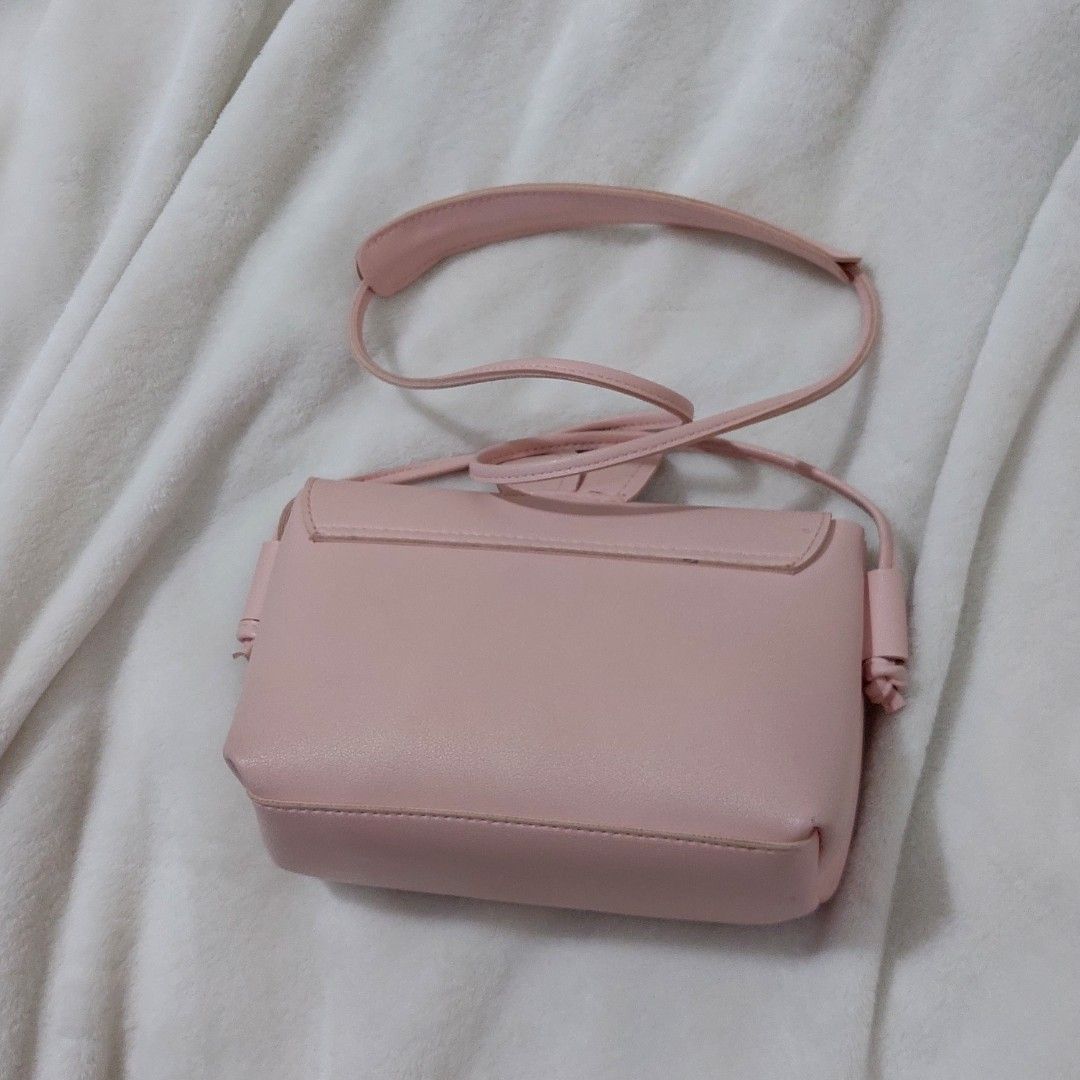 Coquette Pink Bunny Shoulder Bag (Category: Cross-body Bags) located in Bacoor. Submitted by cherryradio (Listing ID 1342249411, Image 3). Description: •P250 + shipping fee • has minor stains (can be removed) • payment first mop: gcash/maya (no cod) loc: bacoor, cavite.