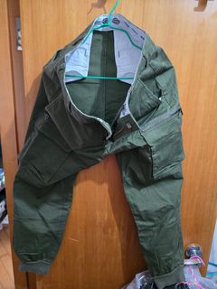 軍綠色Dickies 軍裝長褲 (Size: 32)64180457821314110