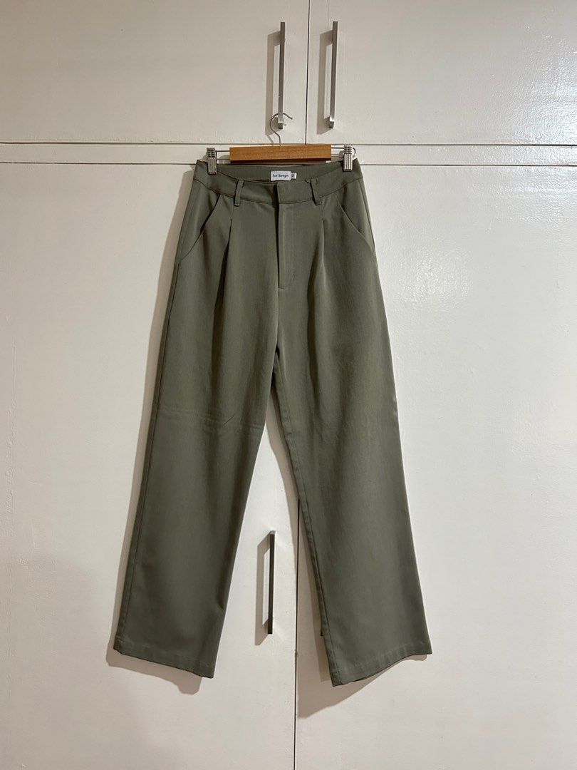 For Keeps the Label Trousers in Sage (Category: Other Bottoms) located in Paranaque City. Submitted by coffeebeanss (Listing ID 1342950661, Image 1). Description: Fits 26 waist In great condition! Just has a tiny flaw on top of the back pocket.