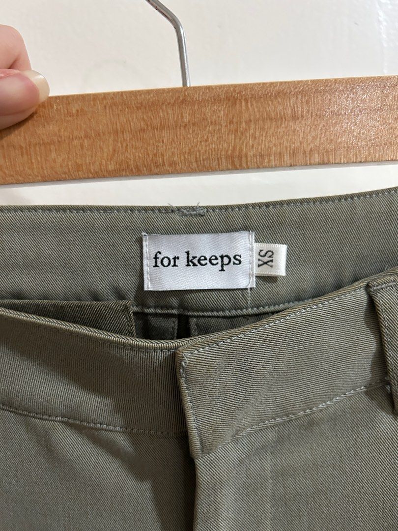 For Keeps the Label Trousers in Sage (Category: Other Bottoms) located in Paranaque City. Submitted by coffeebeanss (Listing ID 1342950661, Image 2). Description: Fits 26 waist In great condition! Just has a tiny flaw on top of the back pocket.