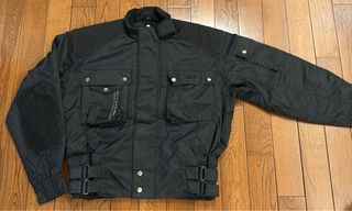 （分類：）位於 。 由 avitrader 提交（商品編號 1343008258，圖片 1）。簡介： 。