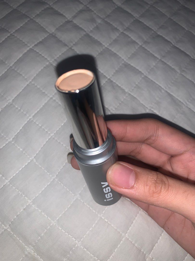 Issy Active Skin Stick Complexion Tint (Category: Makeup) located in Manila. Submitted by srzhj (Listing ID 1342974331, Image 3). Description: - slightly used as you can see sa pics - Shade: Bisque - RFS: not my shade - MOP: GCASH only.