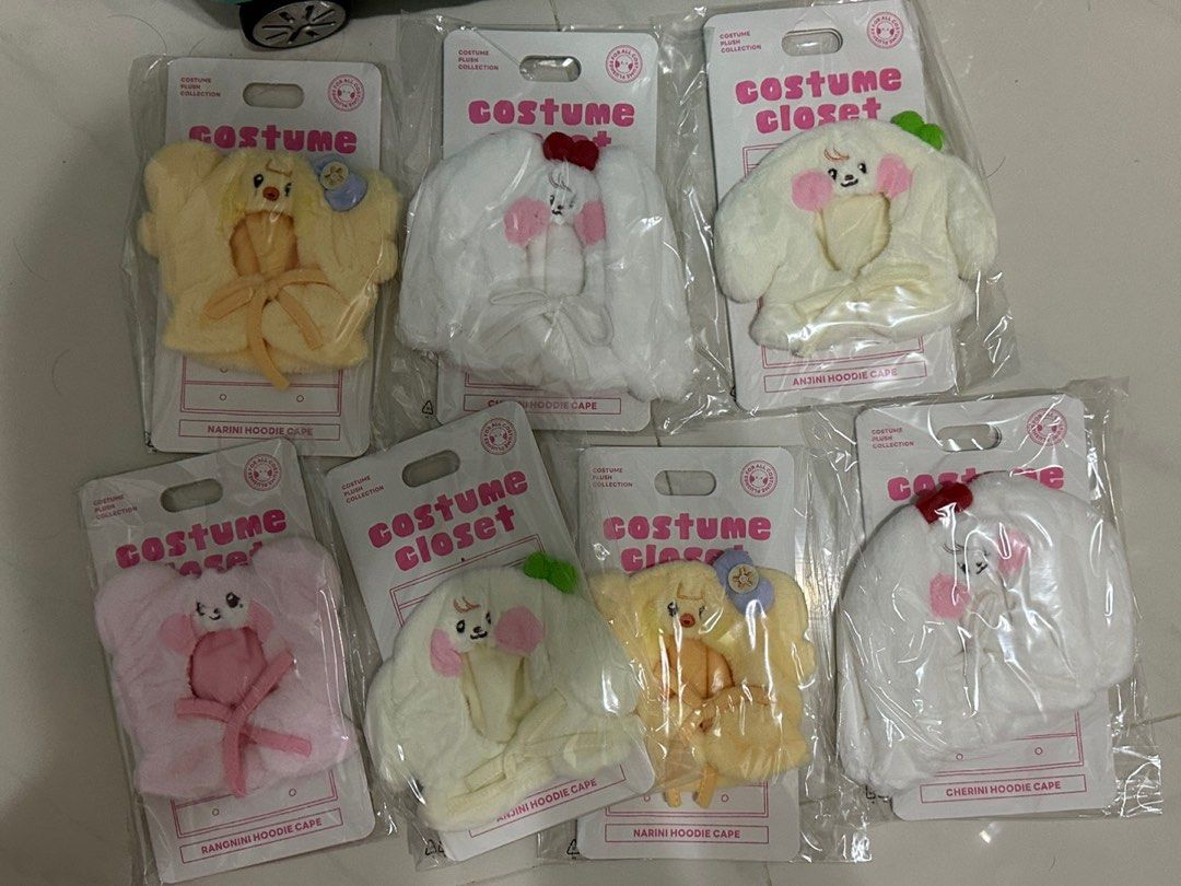 minive cherry COSTUME CLOSET