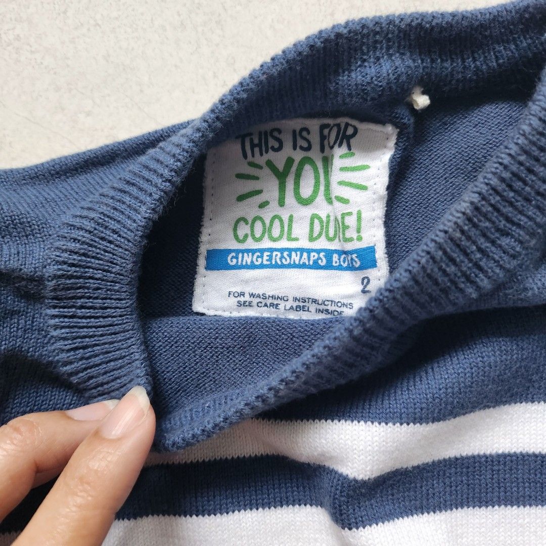 Long sleeve sweater for kids (Category: Babies & Kids Fashion) located in Rizal. Submitted by acs_747 (Listing ID 1342970016, Image 2). Description: Unisex long sleeve sweater or cardigan for kids aged 1 to 3 years old. Suitable for cold weather. Rarely used..