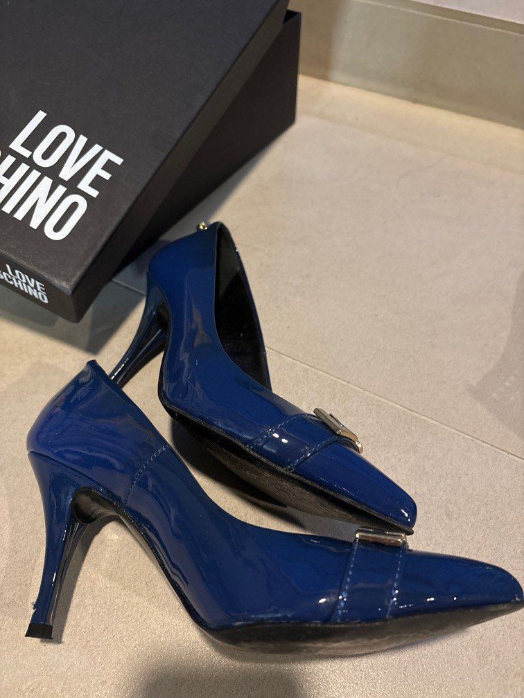 Love Moschino heels