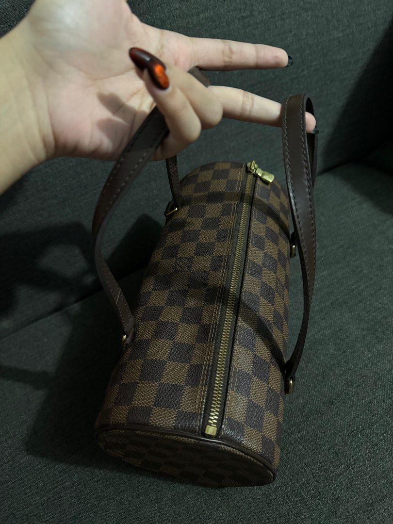 Lv Papillon (Category: Luxury Bags & Wallets) located in Makati City. Submitted by cocoschnell (Listing ID 1342960104, Image 2). Description: Lv Papillon Good as new Gold na gold pa sya W dustbag .