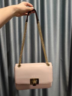 (Category: ) located in . Submitted by happythong (Listing ID 1342993894, Image 1). Description: .