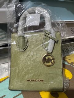 （分類：）位於 。 由 katee7237 提交（商品編號 1342982321，圖片 1）。簡介： 。