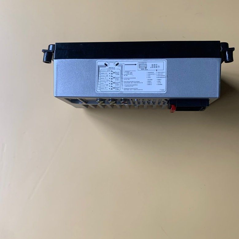 Multi player (Category: Audio Systems) located in Singapore. Submitted by kbkeng (Listing ID 1342918890, Image 2). Description: Car multi players 7-8 “ Good working condition .