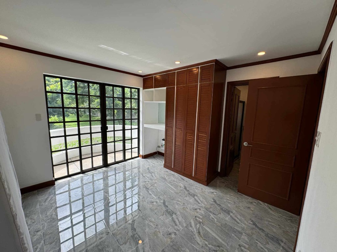 (Category: ) located in . Submitted by southwoods.properties (Listing ID 1343003130, Image 1). Description: .