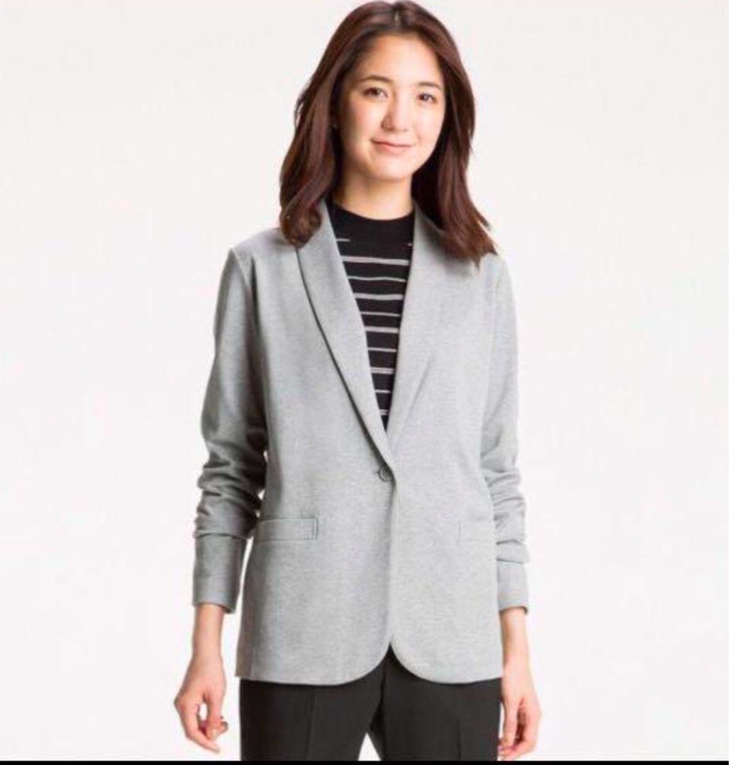 SALE UNIQLO cotton blazer Women s Fashion Coats Jackets and Outerwear on Carousell