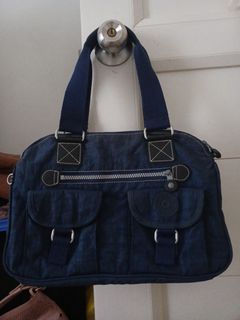 (Kategori: ) berada di . Dikirim oleh rainza21 (ID iklan 1342914775, Gambar 1). Deskripsi: .