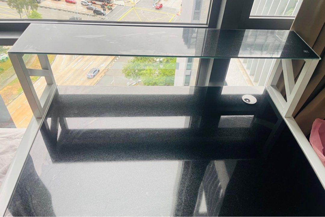 Study Table (Category: Tables & Sets) located in Singapore. Submitted by hhhhjabby (Listing ID 1342935888, Image 2). Description: in great condition!! no flaws.