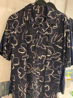 Uniqlo Flowery Shirt629386019271691129