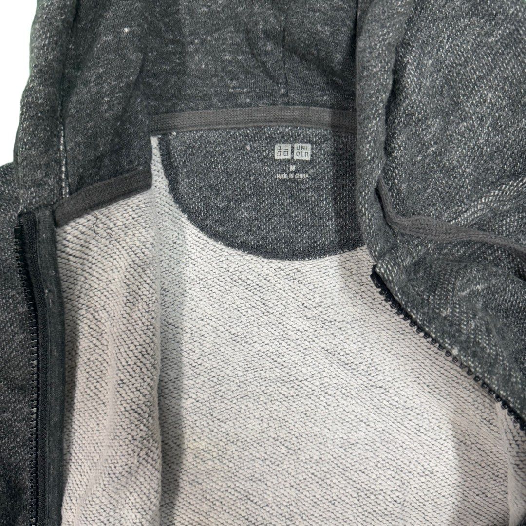 Uniqlo Zip Hoodie (Category: Coats, Jackets and Outerwear) located in Manila. Submitted by ajsph (Listing ID 1342859717, Image 2). Description: Uniqlo Dark Gray Zip Hoodie Medium 21x25.5.