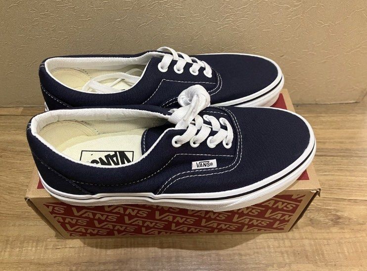 Vans Era Navy Canvas Sneakers for Men (Category: Sneakers) located in Manila. Submitted by champsey (Listing ID 1342870647, Image 2). Description: Vans Era Navy Canvas Sneakers for Men Used only once Color: Navy Blue Pattern: Plain Season: F22 Material: Canvas Size: 9.5 US Men 8.5 UK Men 42.4 EU Men Mode of Payment: Cash on Pick-up Location: Manila/Metro Manila Only Message if interested. Thank you. .