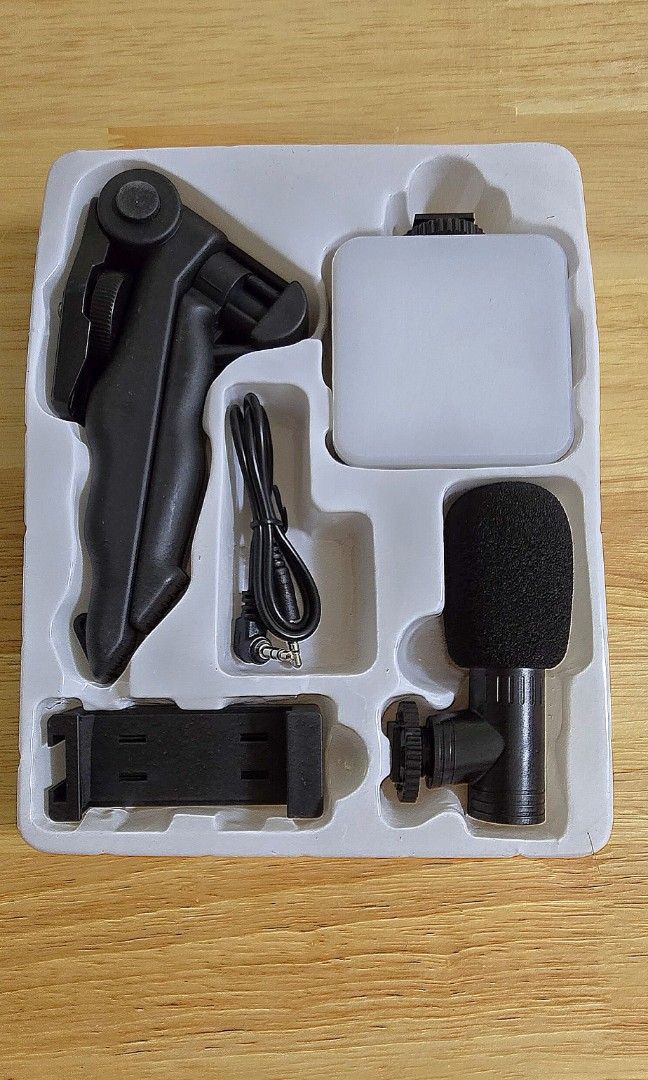 (SALE!) Video Making Kit/ Vlog Kit for Beginners (Category: Other Photography Accessories) located in Quezon City. Submitted by queentana_finds (Listing ID 1343006162, Image 2). Description: Brand new. Never been used. No damage. Inclusions are in the photo album. Phone not included. Good for people who are vlogging or wants to start to vlog. Can be used in many different purpose, whether for work or entertainment. Sale from 550 to 480. RFS: Extr
