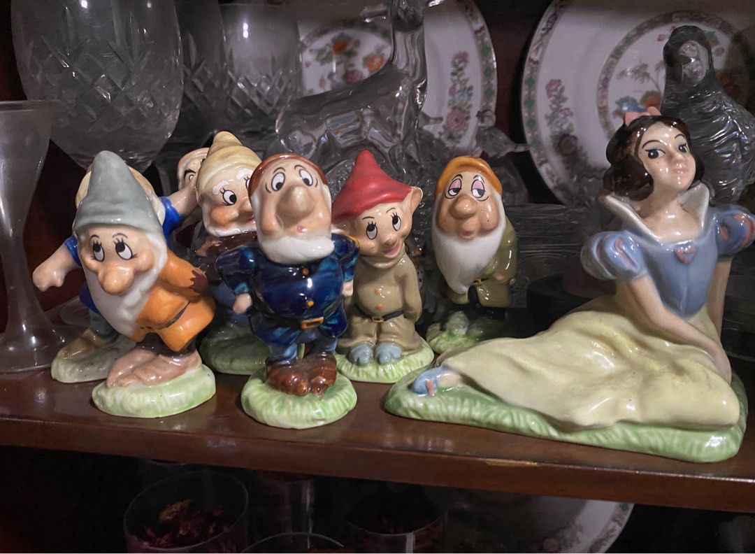 Wade Disney Collection Snow White & the 7 Dwarfs (Category: Figurines & Statues) located in Pasig City. Submitted by gg0618 (Listing ID 1342857330, Image 1). Description: .