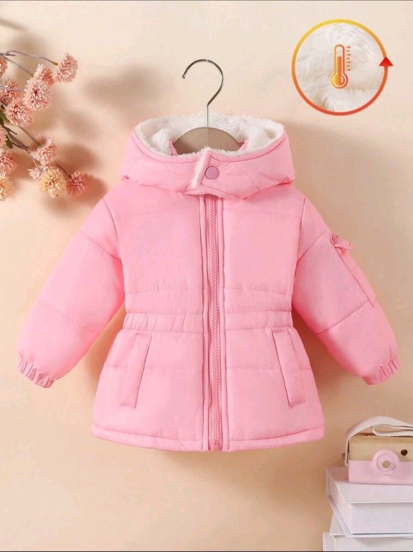 Winter Jacket (Category: Babies & Kids Fashion) located in Singapore. Submitted by happinesscreators (Listing ID 1342855509, Image 2). Description: .