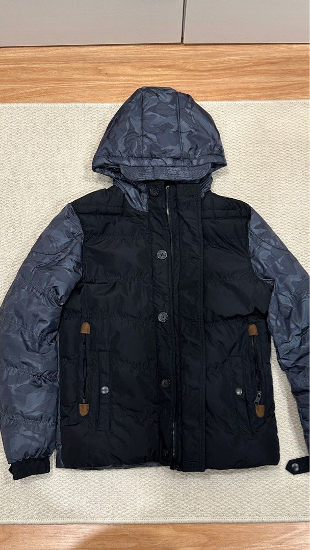 Winter Jacket UT Explorer (Category: Coats, Jackets and Outerwear) located in Kuala Lumpur. Submitted by tanlex (Listing ID 1342995113, Image 1). Description: .