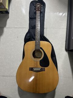 Yamaha F310 Acoustic Guitar