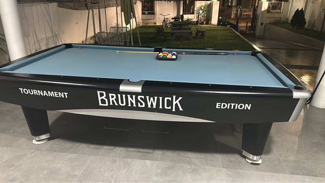 9ft Pool Table (Category: Billiards & Bowling) located in Singapore. Submitted by pinnacle-solution (Listing ID 1343095478, Image 1). Description: 9ft Metro Brunswick Pool Table Free ground level installation New cloth Playing accessories .