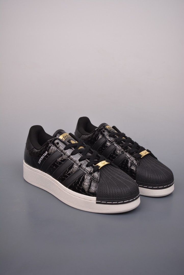 adidas gazelle silver green womens Adidas Originals WMNS Superstar II  Serpent-Inspired Elegance