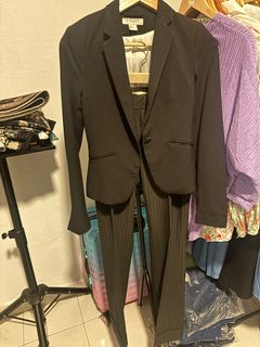 (Category: ) located in . Submitted by thryftchic (Listing ID 1343179279, Image 1). Description: .