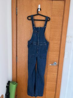 (Category: ) located in . Submitted by angelaisdecluttering (Listing ID 1343101406, Image 1). Description: .