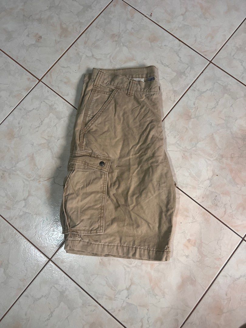 Carhartt Cargo Short Relaxed Fit (Category: Shorts) located in Iloilo. Submitted by lanieeeeeee (Listing ID 1343090266, Image 3). Description: Size 36 Cargo Short Relaxed Fit.