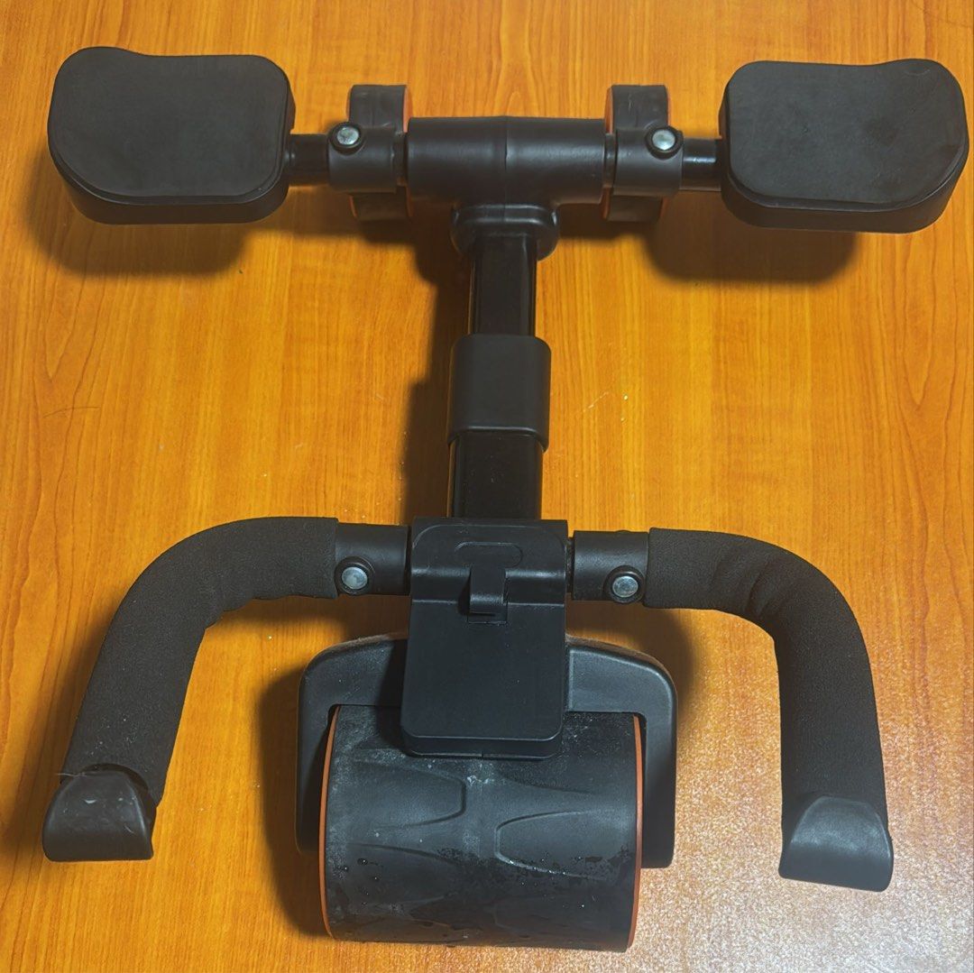 Exercise roller (Category: Other Sports Equipment and Supplies) located in Singapore. Submitted by mistercellanous (Listing ID 1343178974, Image 1). Description: like new. I have an additional one as Christmas gift. Self collect at tampines west mrt station .