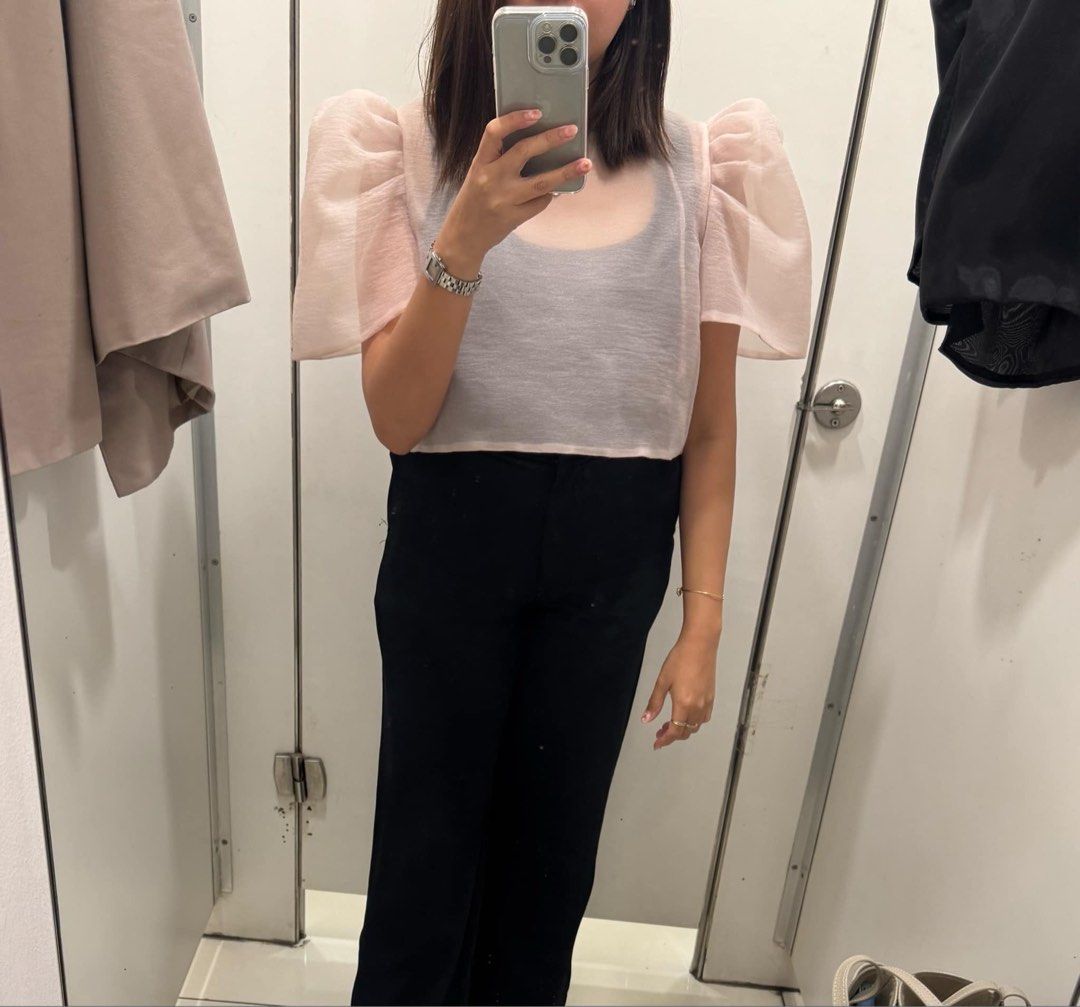 Filipiniana Fits Medium to Large (Category: Others Tops) located in Pasig City. Submitted by camram (Listing ID 1343046496, Image 3). Description: .