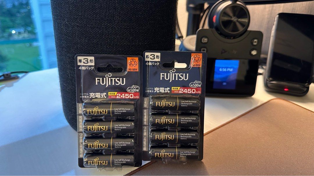Fujitsu Premium High 2550mAh Capacity AA Rechargable Battery for 1 Pack (Made in Japan)628647212542751112