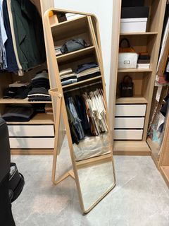 (Category: ) located in . Submitted by preloved_withcare (Listing ID 1343183625, Image 1). Description: .