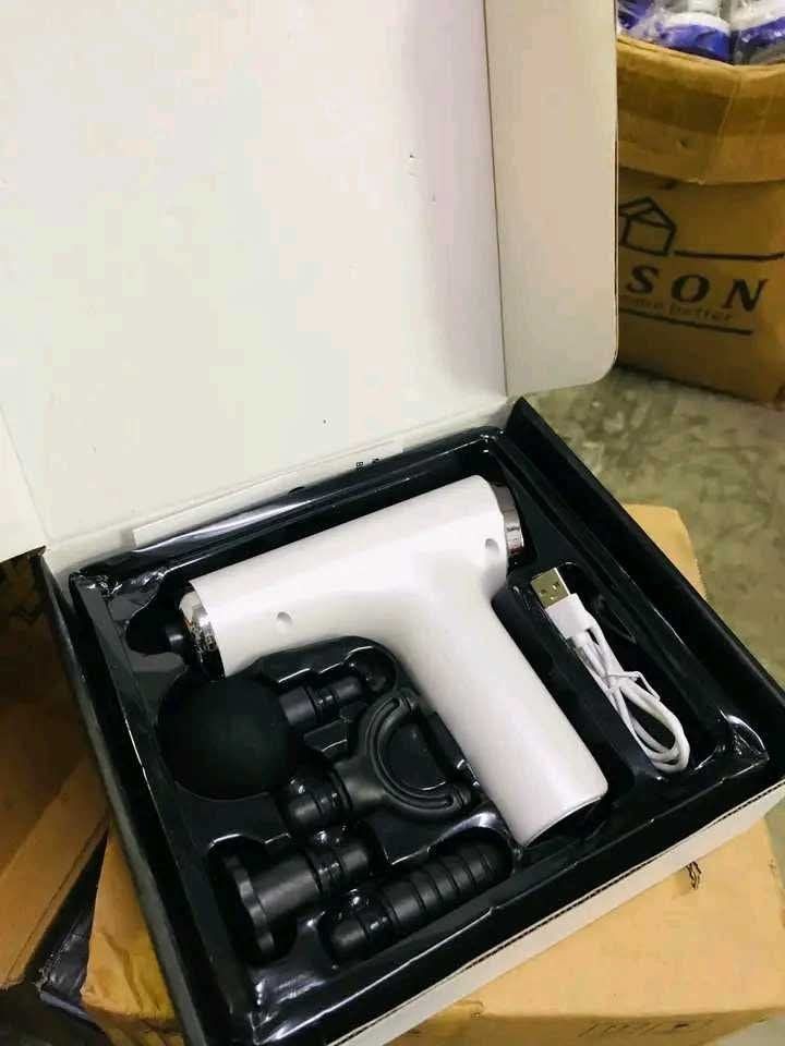 Mini Massage Gun (Category: Massage Devices) located in Manila. Submitted by micoooy (Listing ID 1343183781, Image 3). Description: .