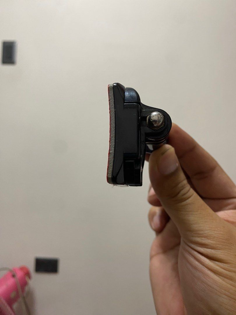 Original GoPro helmet mount (Category: Cameras) located in Pasig City. Submitted by mchlkrlmnl (Listing ID 1343148363, Image 3). Description: ➡️Bnew / unused ➡️With curved adhesive mount + 1 mounting buckle w/thumb screw ➡️Sells for $30 in GoPro’s website ₱750 (Was: ₱1K) Buyer pays for shipping (ships from Pasig) .
