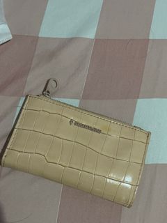 (Kategori: ) berada di . Dikirim oleh dustypinkstore88 (ID iklan 1343047701, Gambar 1). Deskripsi: .