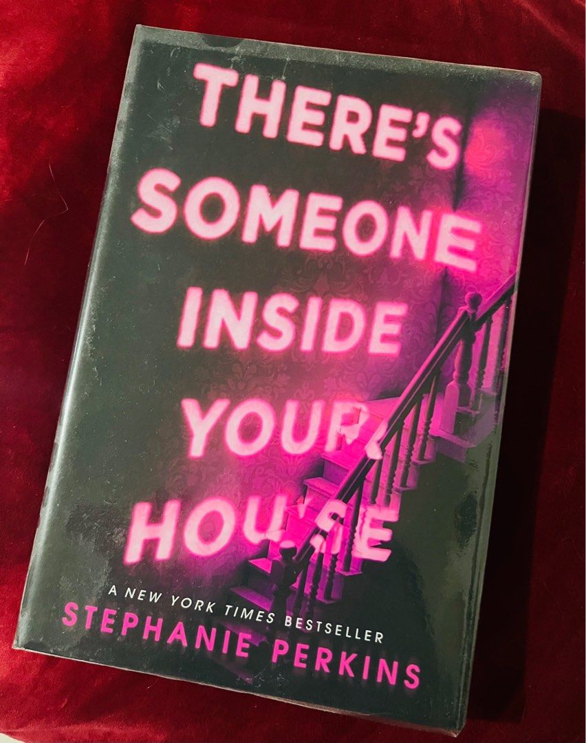 There’s Someone Inside Your House (Hardbound) (Category: Storybooks) located in Taguig. Submitted by declutteringann (Listing ID 1343069573, Image 1). Description: .
