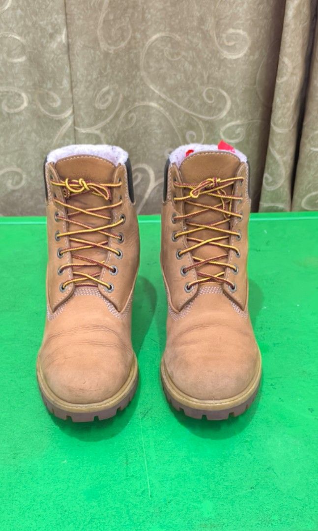 Timberland Chaussures 6 In Fur Lined A13GA Size 42 Fesyen Pria Sepatu Sepatu Boot di Carousell