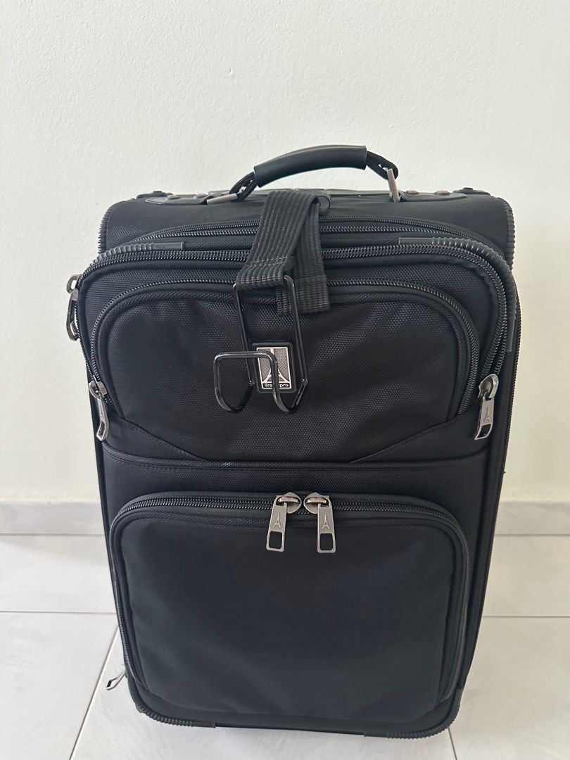 Travelpro Flight crew 5 22 Expandable Pilot Rollaboard Hobbies Toys Travel Luggage on Carousell