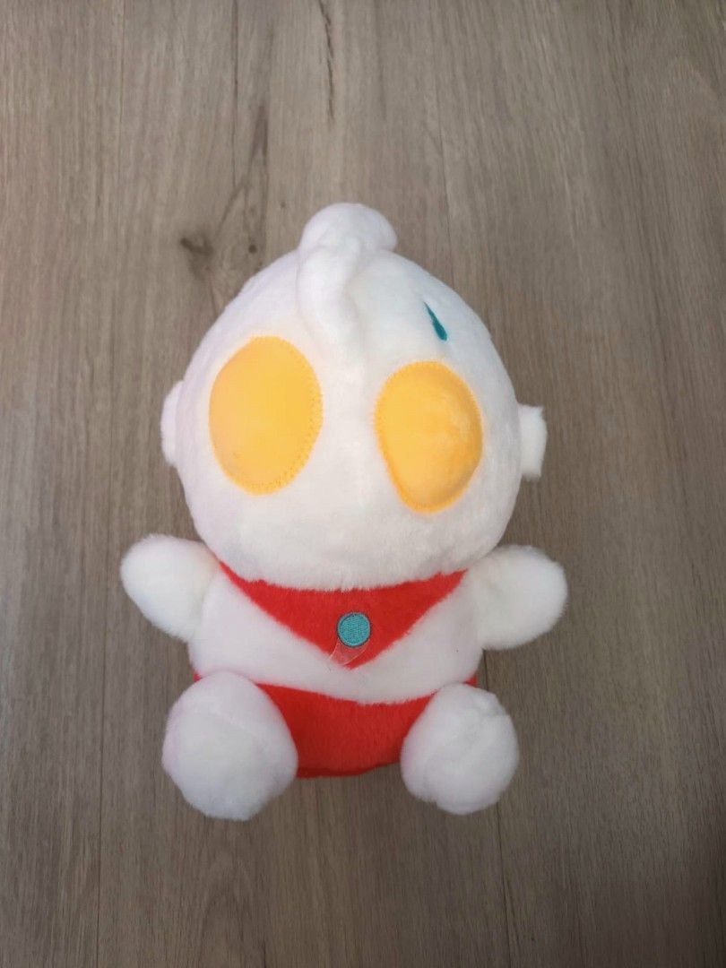 Ultraman plush toy (Category: Plushies & Soft Toys) located in Singapore. Submitted by sherlyncy (Listing ID 1343073085, Image 1). Description: Ultraman plush toy selling at $2. Contact me if interested..